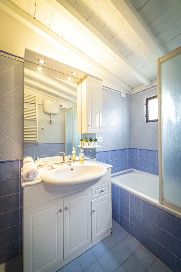 Oltrarno Apartment Флоренція Екстер'єр фото